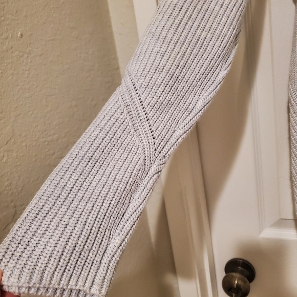 Cabi Asymmetrical Deep V Size Zip Pullover Sweater Sz M - Picture 6 of 14